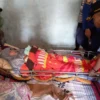 Disdamkar Kabupaten Garut evakuasi orang sakit (Dok Disdamkar)