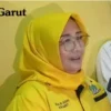 Euis Ida, Ketua DPRD Garut memberikan pernyataan lengkap terkait guru honorer menangis