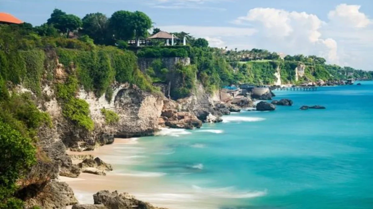 Menikmati Sunset yang Indah, ini 5 Pantai Terbaik di Bali Objek Wisata Terbaru 2024!