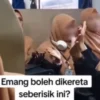 Rombongan Emak-Emak Viral dengan Aksi Bernyanyi di Kereta, Netizen Protes Gangguan Terhadap Penumpang Lain