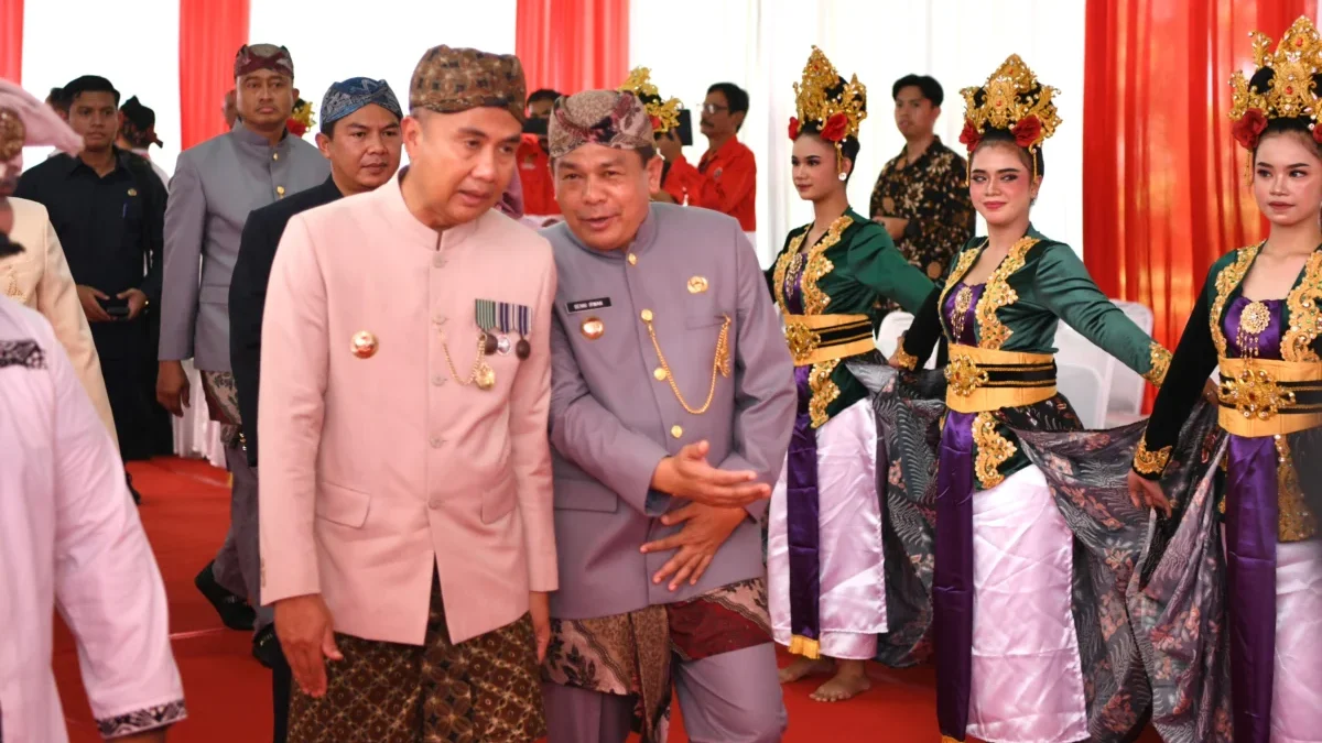 Pj Gubernur Jabar Bey Machmudin Menghadiri Rapat Paripurna dalam rangka Hari Jadi ke-193 Kota Purwakarta dan H