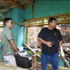 Yudha Puja Turnawan, Anggota DPRD Garut mengunjungi korban kebakaran di Desa Sukamukti, Kecamatan Banyuresmi